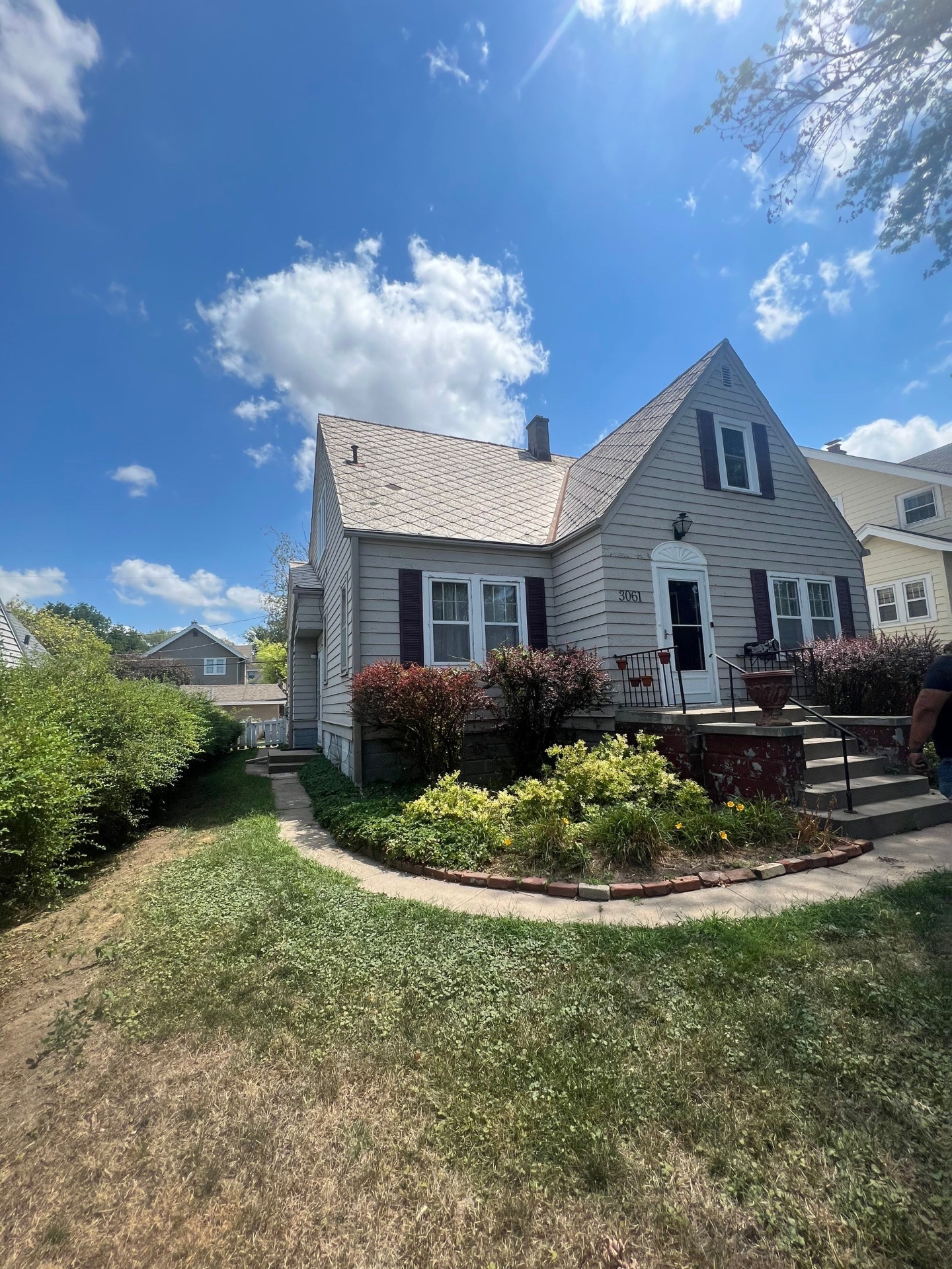Full roof & siding replacement — Before